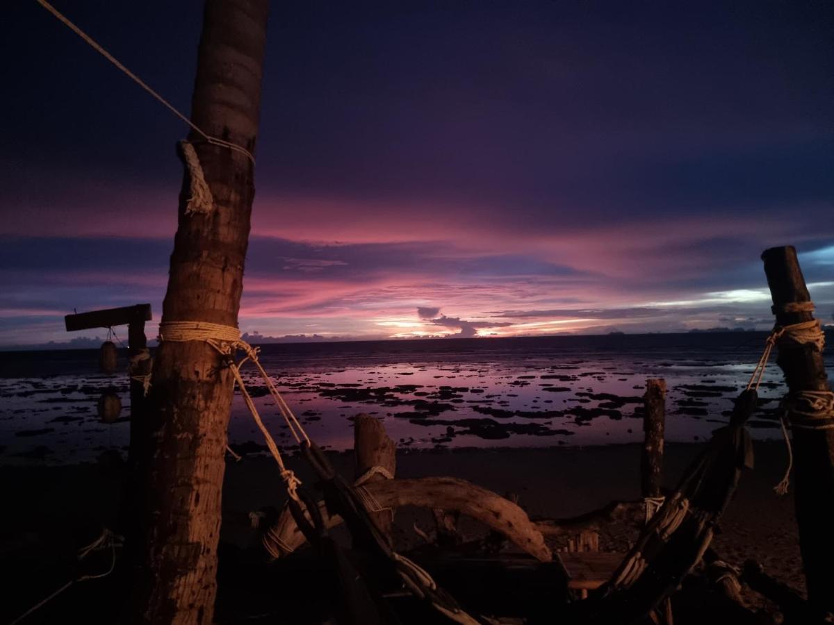 Scandinavian Beach Resort Ko Lanta Exterior foto