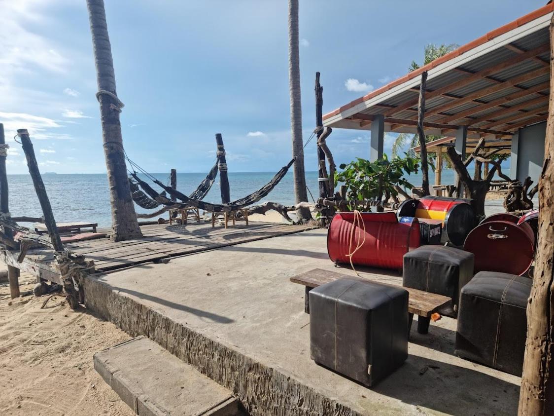 Scandinavian Beach Resort Ko Lanta Exterior foto