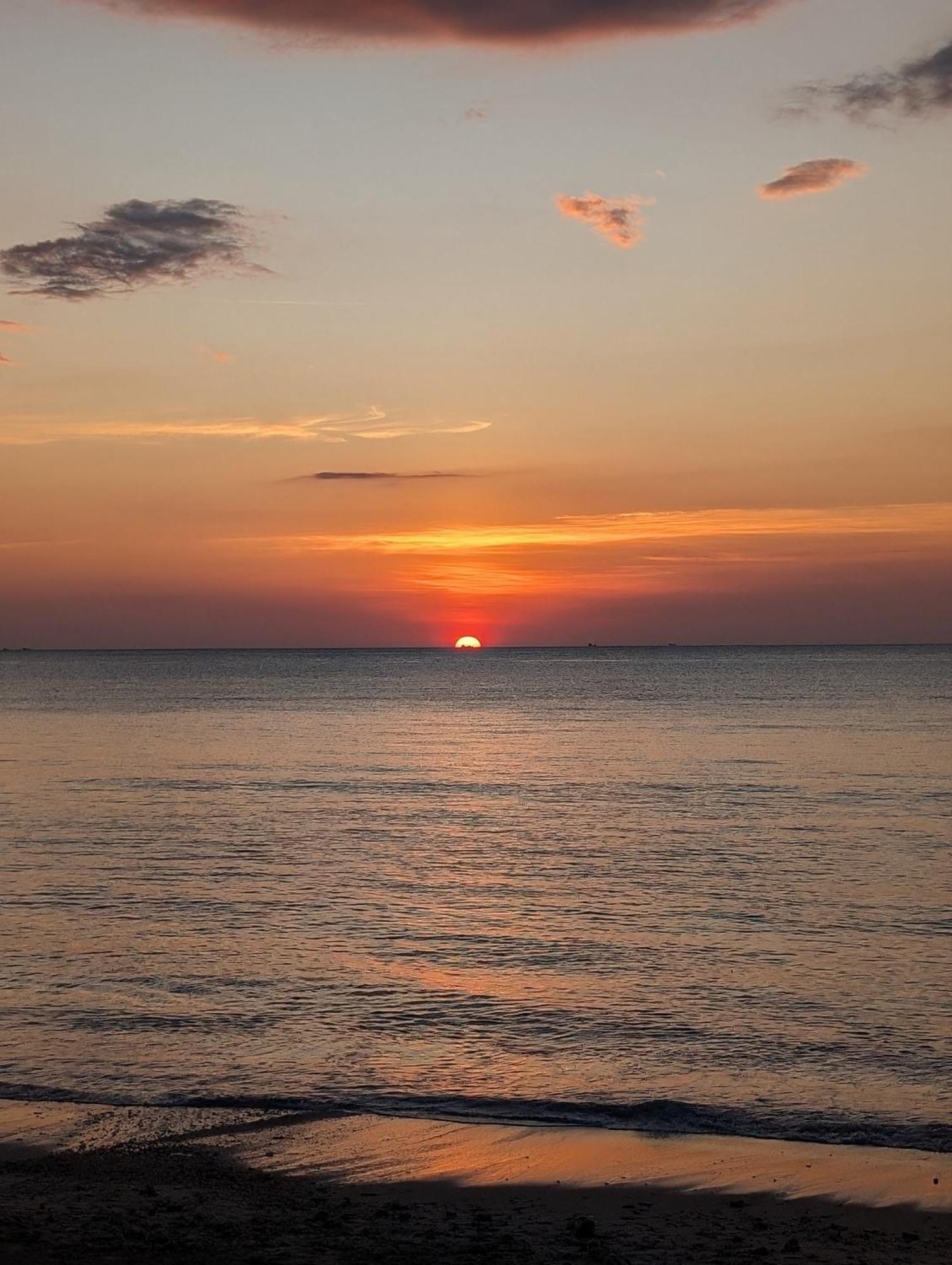 Scandinavian Beach Resort Ko Lanta Exterior foto